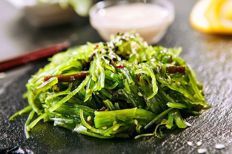 SEAWEED SALAD